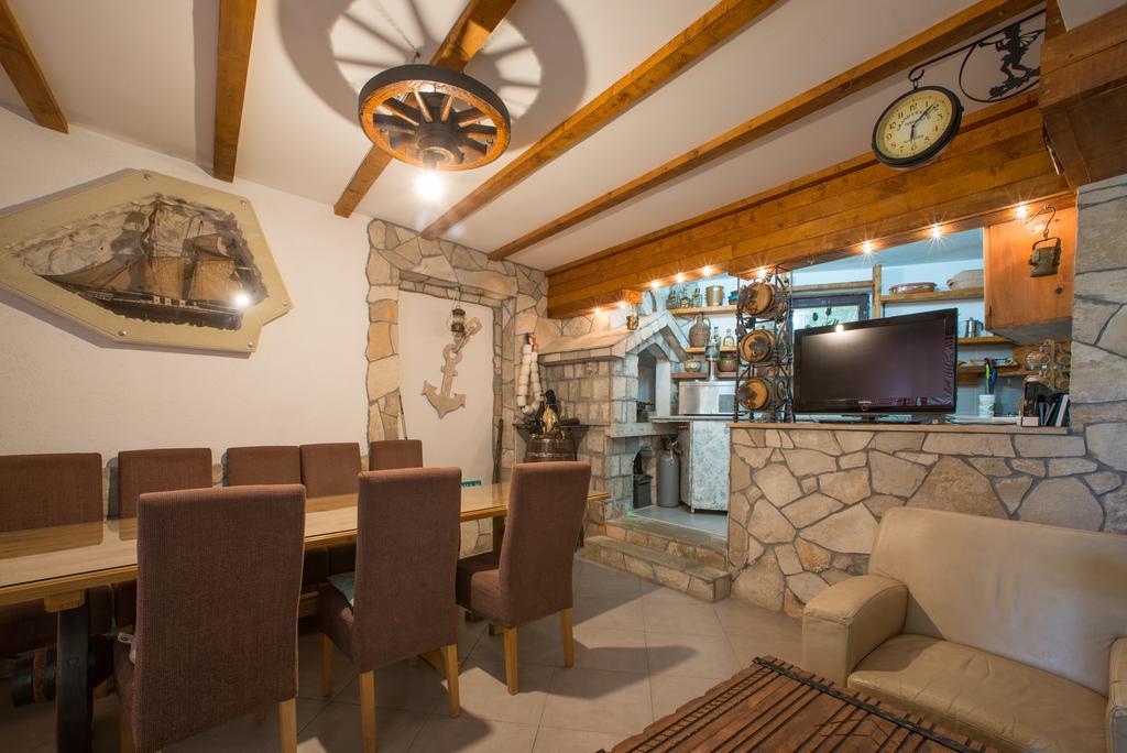 Apartmani Krgusic Tivat Extérieur photo